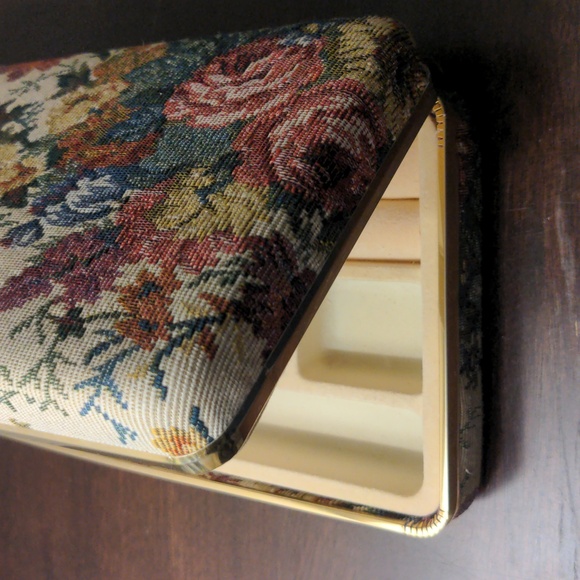 Vintage floral brocade hard shell jewelry box organizer travel case EUC - Picture 4 of 7